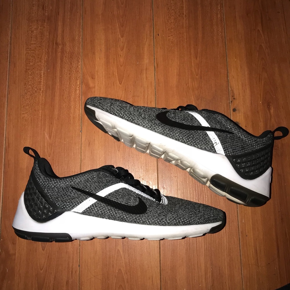 Nike Lunarestoa
